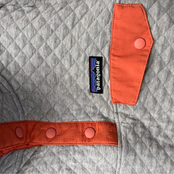 Patagonia Gray Quilted Pullover with Orange Accents - Picture 3 of 4